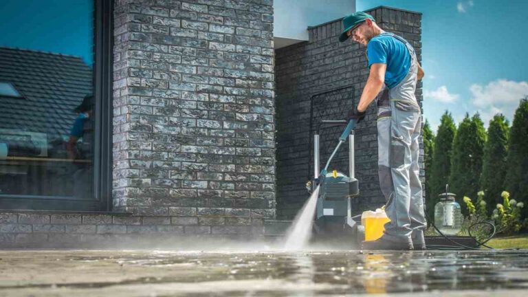 “Pressure Washing for Niles, OH Apartment Complexes: Maintaining Tenant Satisfaction”