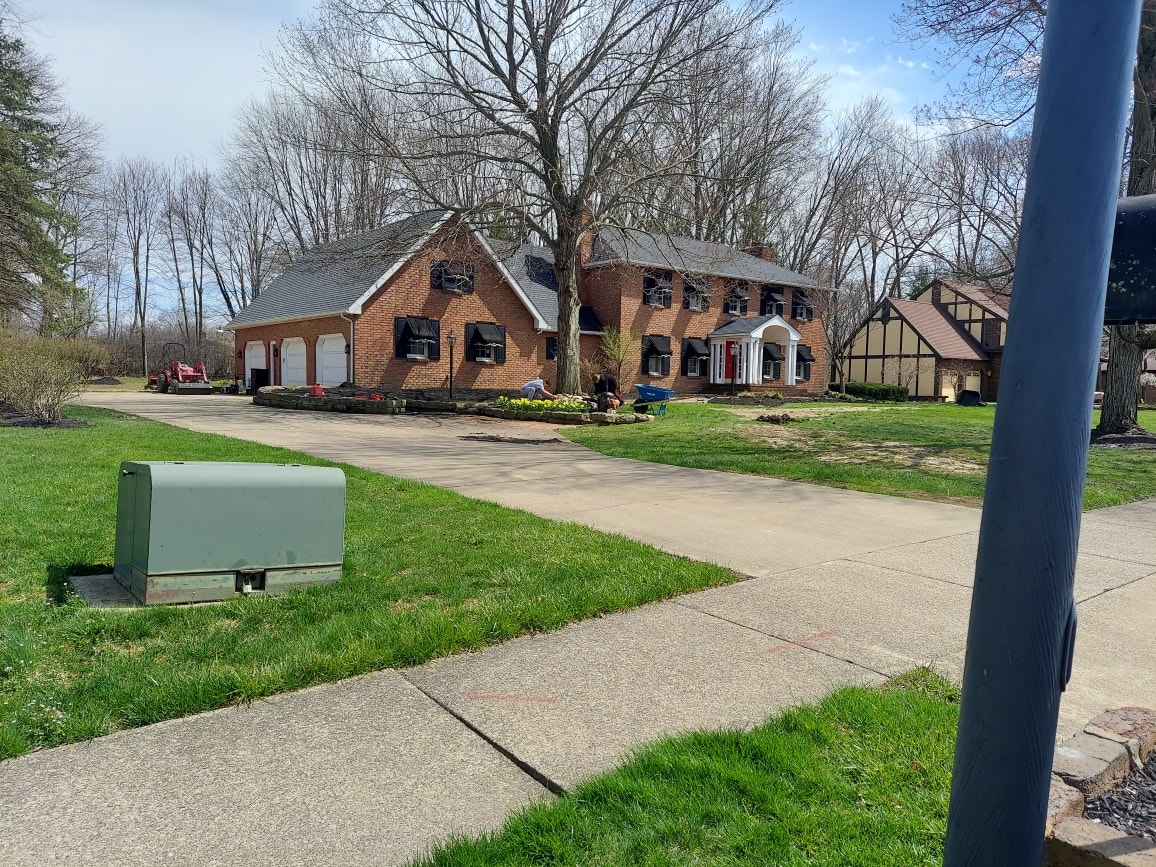 Affordable Lawn Care Services in Warren, OH: Quality Care Without Breaking the Bank