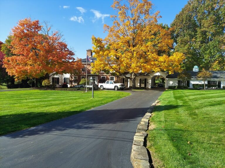 Expert Landscaping Services in Warren OH - Creating Beautiful Outdoor Spaces