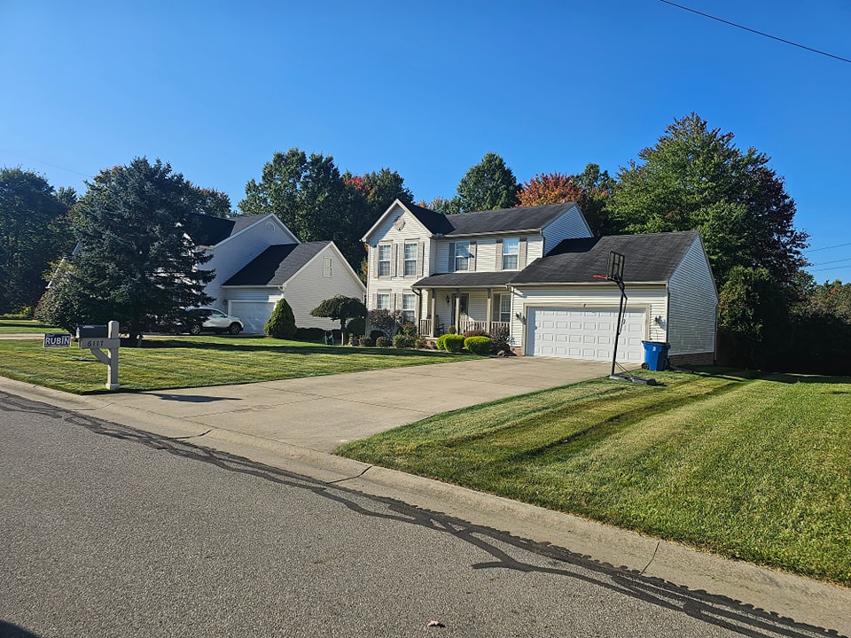 How to Choose a Reliable Lawn Care Company in Warren, OH
